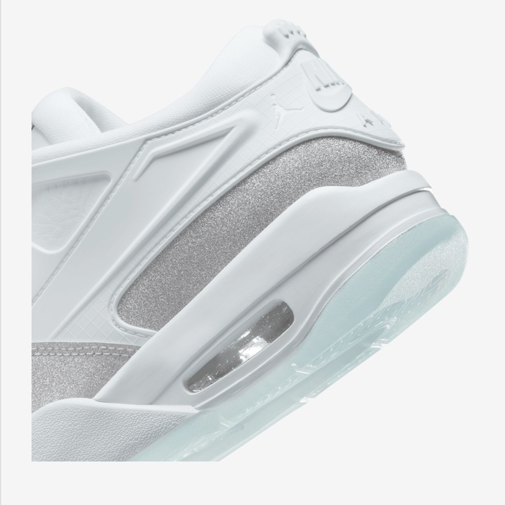 🎉HP🎉NIKE Jordan Air Jordan 4 RM CN Women - Picture 3 of 10